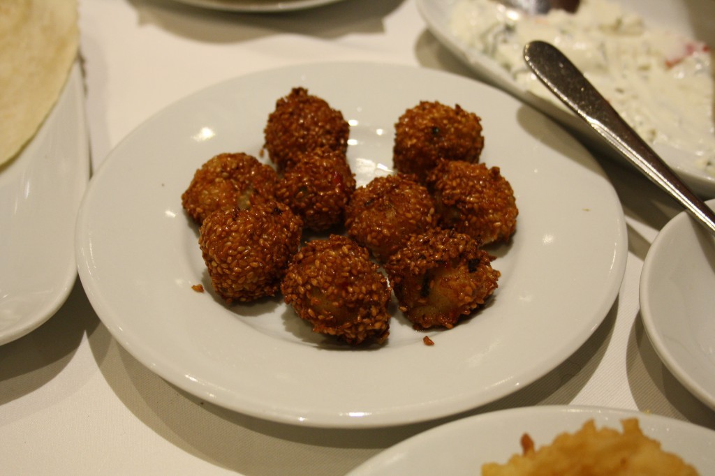 susamlı levrek-set balık