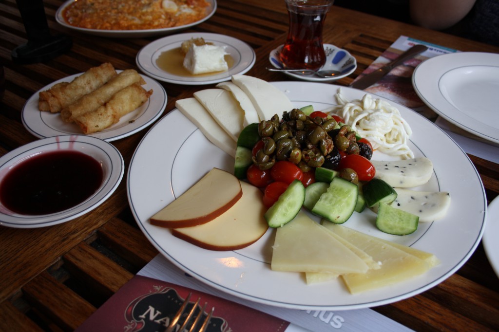 namlıkaraköy-kahvaltı-bugunneyesem