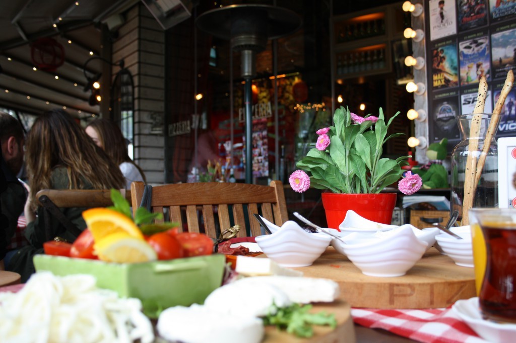 pizzeria-göktürk-kahvaltı