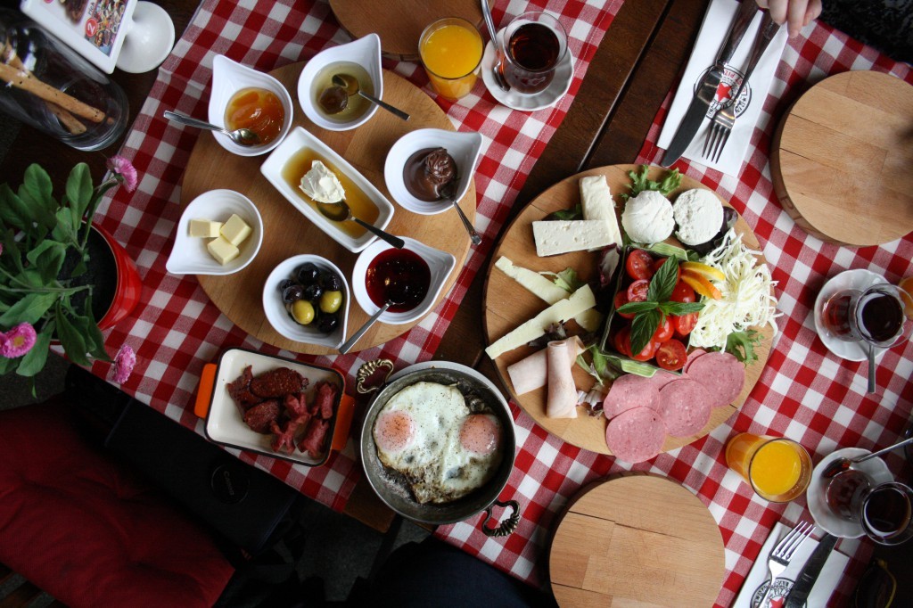 pizzeriagöktürk-bugunneyesem