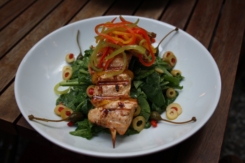 teriyaki somon şiş salata-tribeca nişantaşı-bugunneyesem