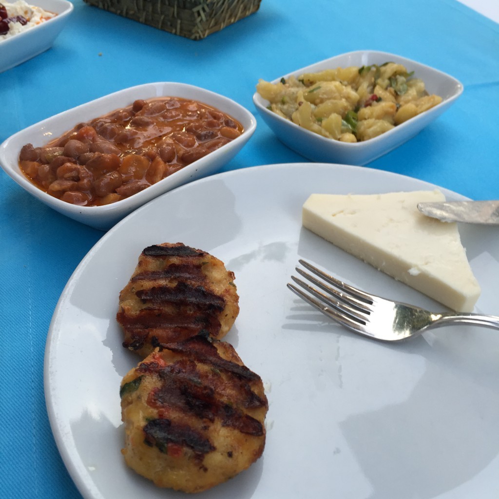 balık köftesi - bugünneyesem