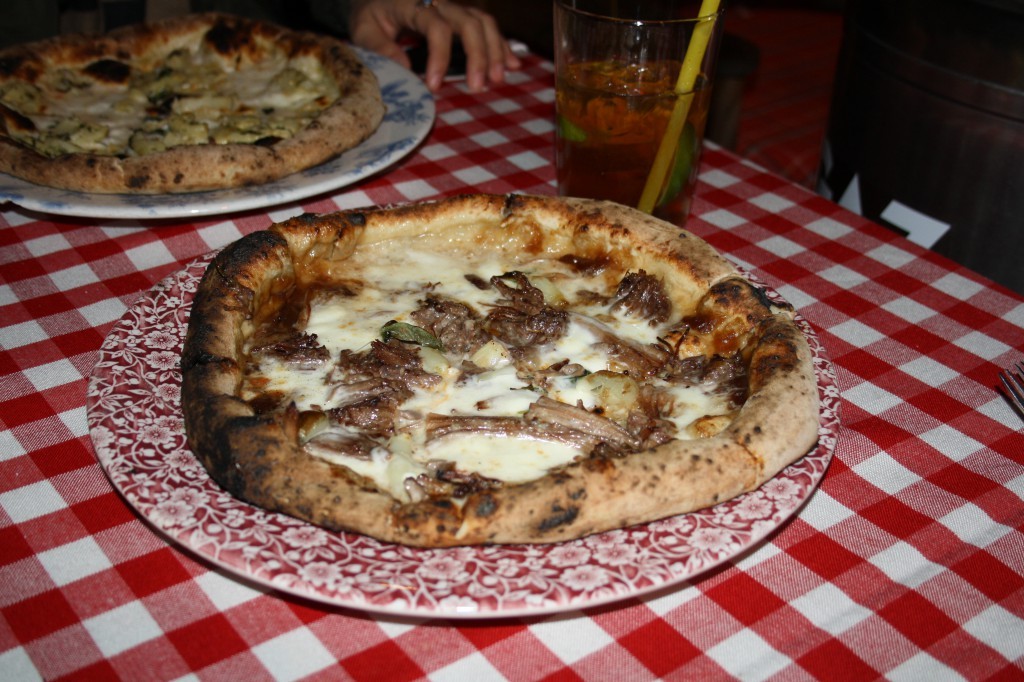 danakaburgapizza-pizzaemirgan-bugunneyesem
