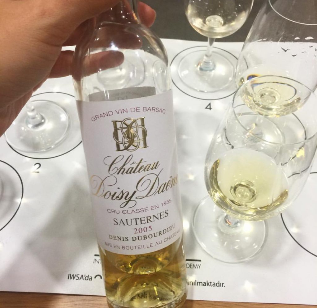 Sauternes_daisy_tatlı_şarap